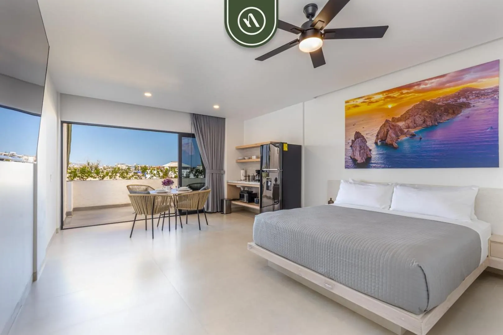 Amazing Studio - Terrace Overlooking The Marina location